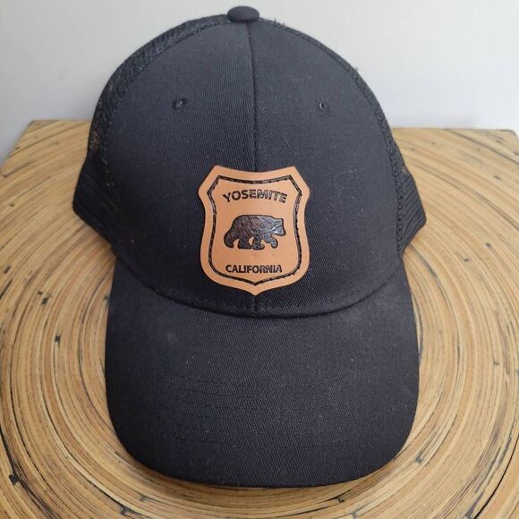 Yosemite California Bear Snapback Trucker Baseball Patch Hat Brown Adjustable - Picture 1 of 4